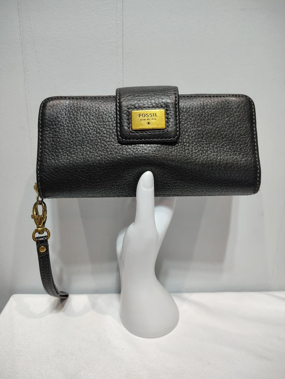 Fossil Black Leather Zip Around Wallet Wristlet Organizer Clutch Large